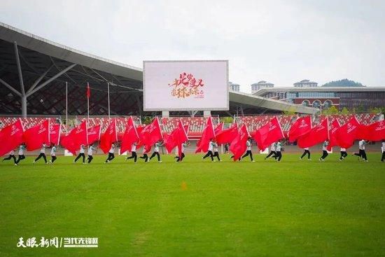 过去两年半，23岁的桑乔在回到英国足坛后过得并不如意，本赛季在曼联主帅滕哈赫发生矛盾后，已远离赛场4个月。